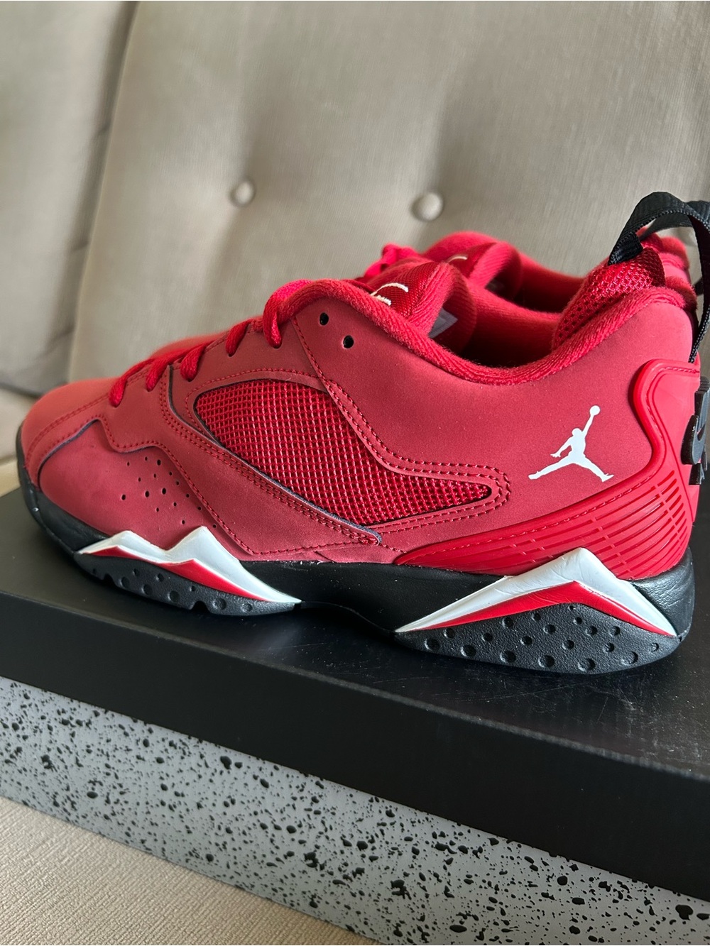 Jordan Men's Red and Black Low-Top Sneakers - Picture 5 of 8